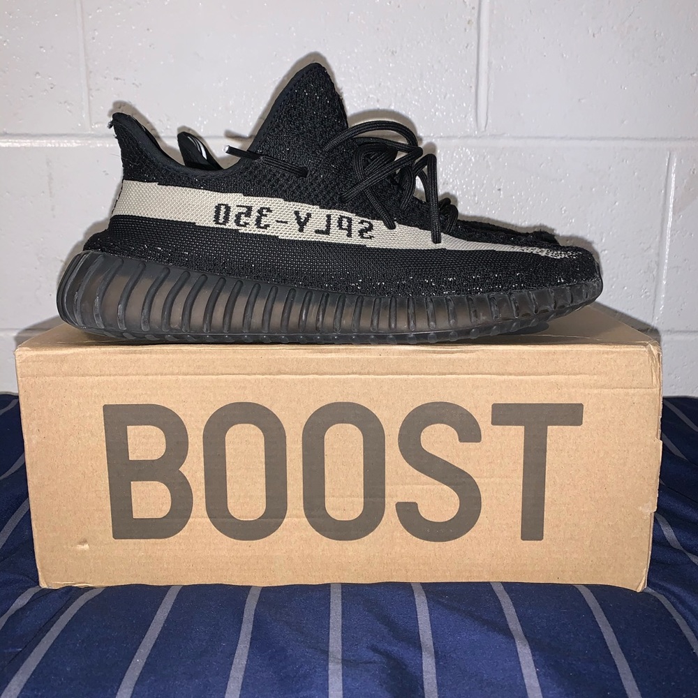 Yeezy 350 Boost “Oreo”